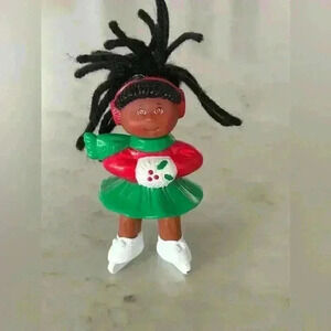 Vintage Cabbage Patch Doll Mini Ice Skater 1992 McDonald's Happy Meal toy
